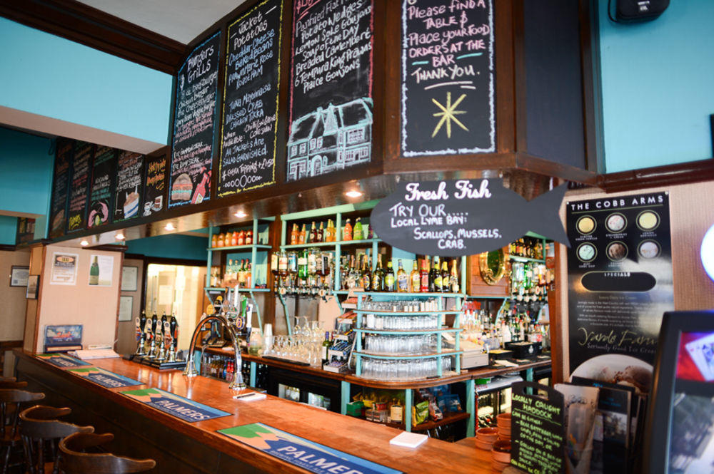 莱姆里吉斯 Cobb Arms酒店 外观 照片