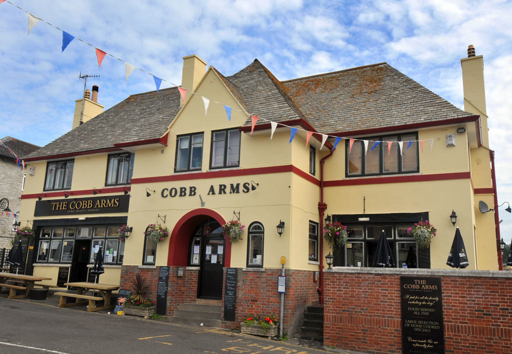 莱姆里吉斯 Cobb Arms酒店 外观 照片