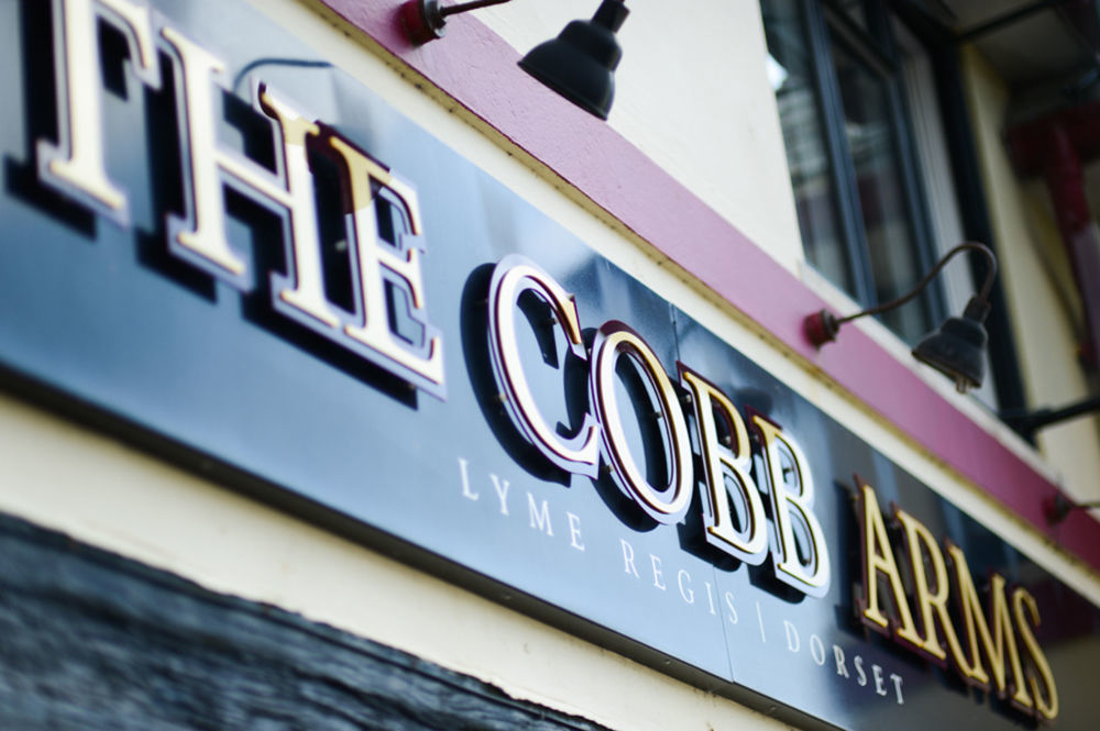 莱姆里吉斯 Cobb Arms酒店 外观 照片